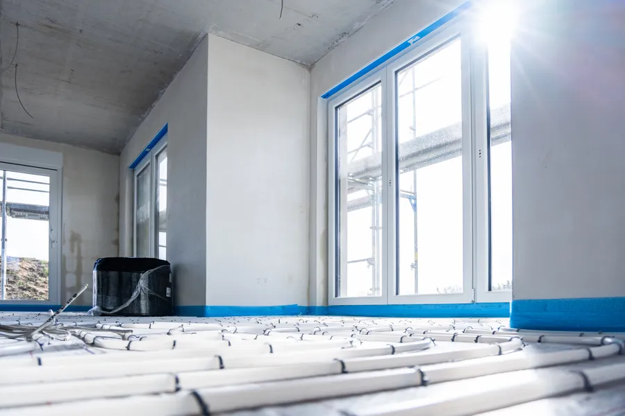 Common Signs Your Windows Need Glass Replacement Services in Huffman, TX