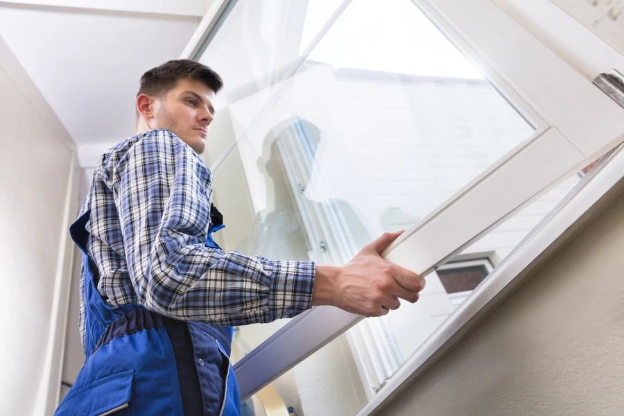 Comparing Diy And Professional Approaches To Window Repairs Huffman, TX